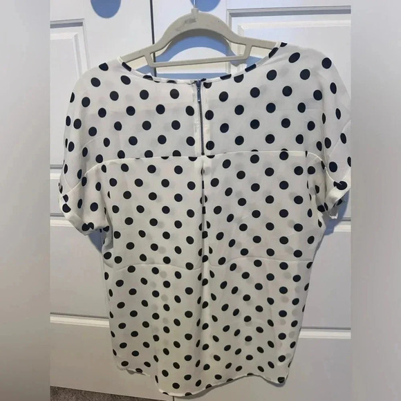 MAURICES size small blouse. New with tags! - Picture 3 of 5